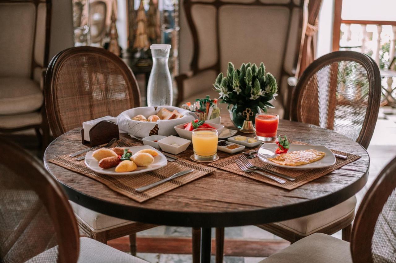 Hotel Boutique Casa Del Coliseo Cartagena Eksteriør bilde